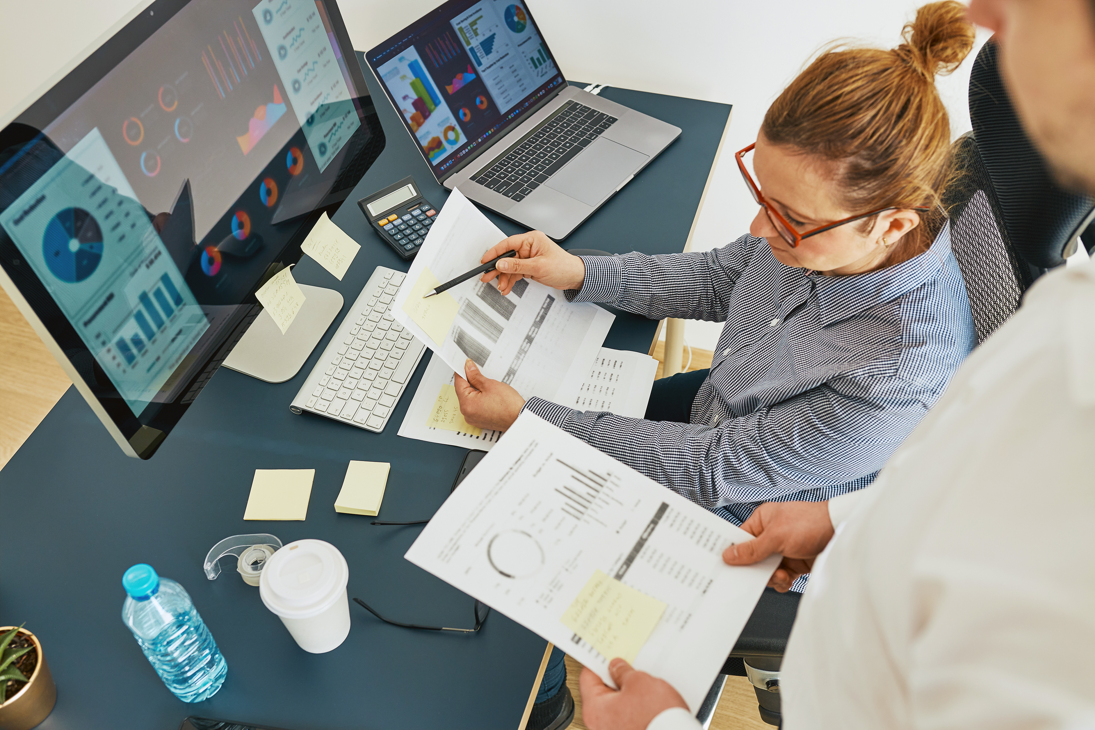 [Study] 327% ROI: Read the Forrester Consulting Total Economic Impact™ Of Unified Social Media Management Platform